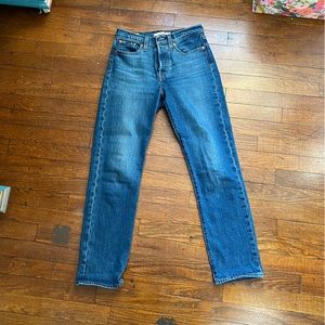 Levi’s Wedgie Straight Jeans